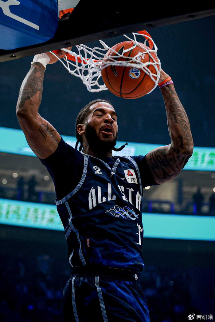 开云电子-山东队亮相全明星，外援换血忙得焦头烂额，年轻球员心态悄然变了|全明星赛|山东男篮|高诗岩|谢智杰|陈林坚_新浪体育_新浪新闻