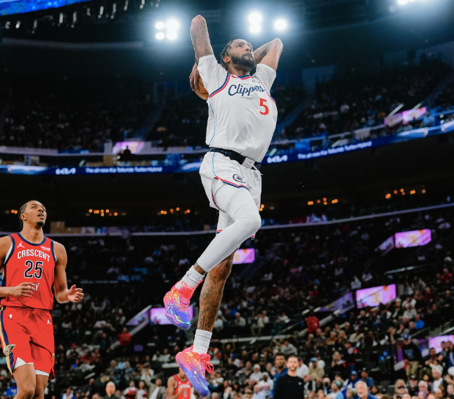 开云官方网站-一战狂刷3新高！快船20分大胜重回第九，伦纳德复出轰23分5助